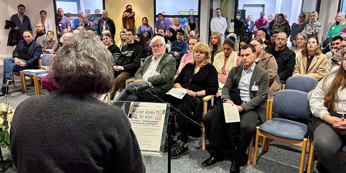 Berührende Gedenkstunde in der LVR-Klinik Bonn zum 80. Jahrestag zur Befreiung von Auschwitz.